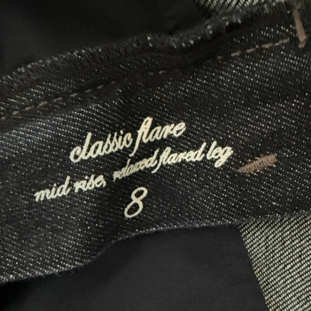 Elie Tahari Dark Wash Adena Flare Mid Rise Denim Jeans Size 8 Women’s - Picture 4 of 6